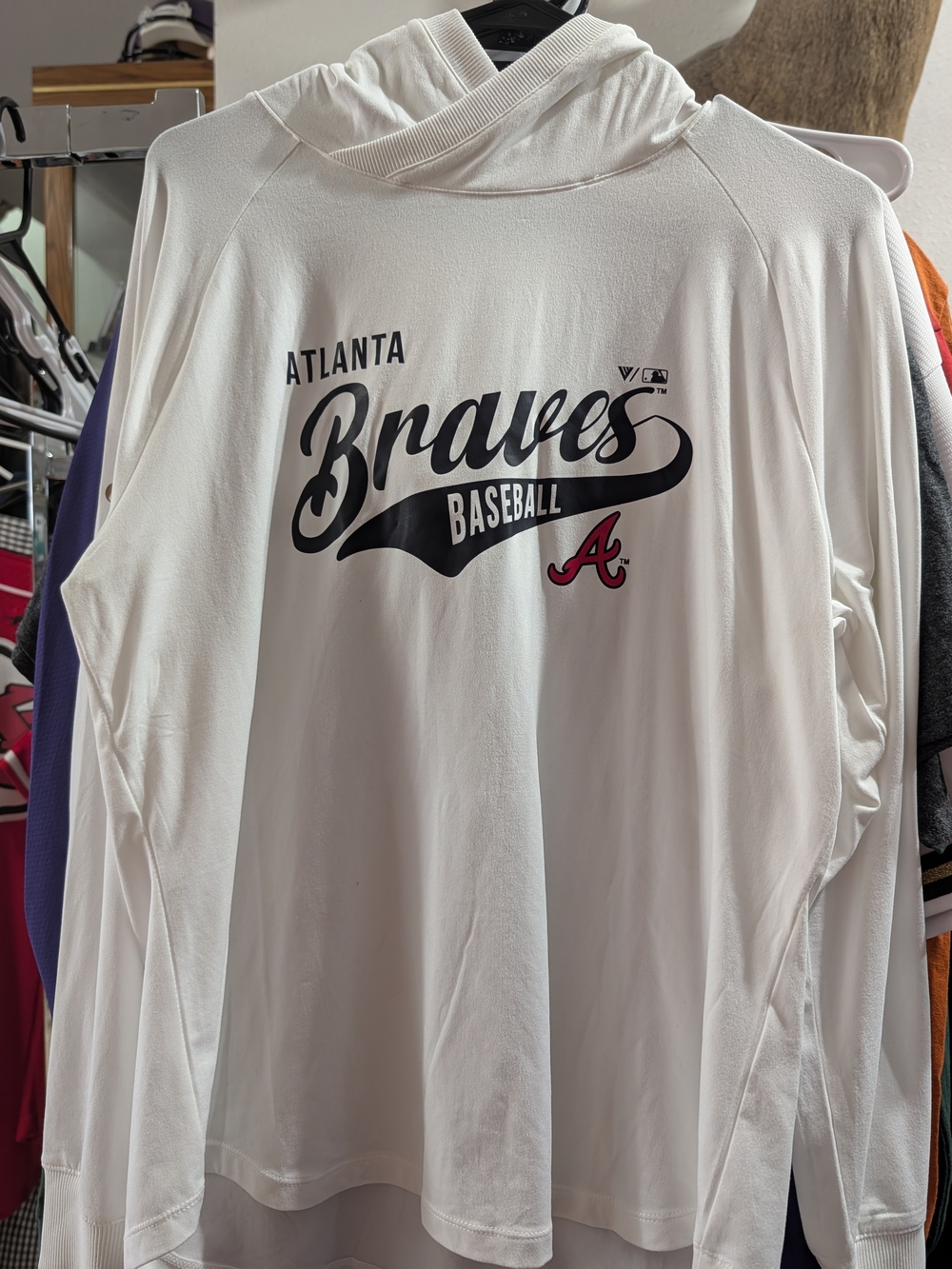 Atlanta Braves White Hooded Long-Sleeve Pullover - Team Script
